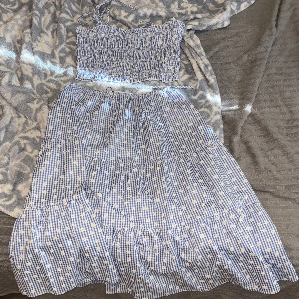 Light Blue Smocked Top and Skirt Set - Picture 3 of 4